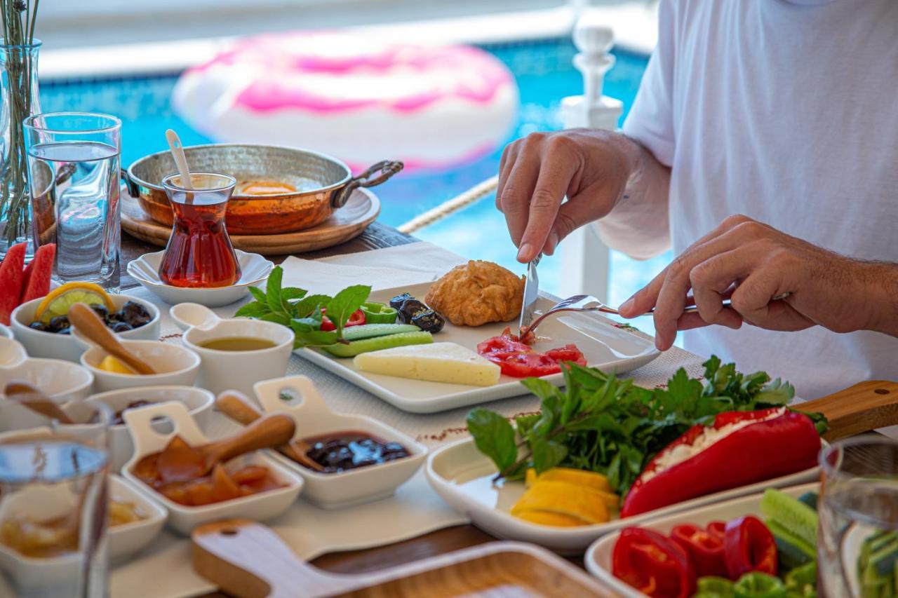 Anit Konak ألاتشاتي المظهر الخارجي الصورة